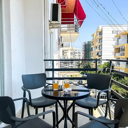 Voyager Superior Golem (Tirana)