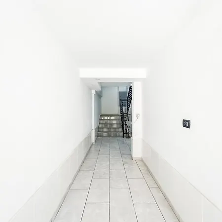 Voyager Superior Lägenhet Golem (Tirana)