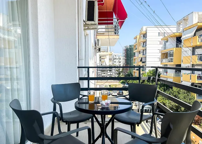 Voyager Superior Golem (Tirana)